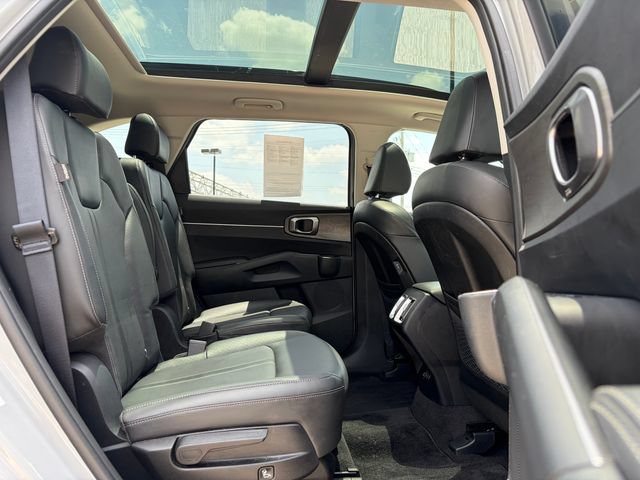 Certified 2024 Kia Sorento X-Line EX AWD/4WD image 9