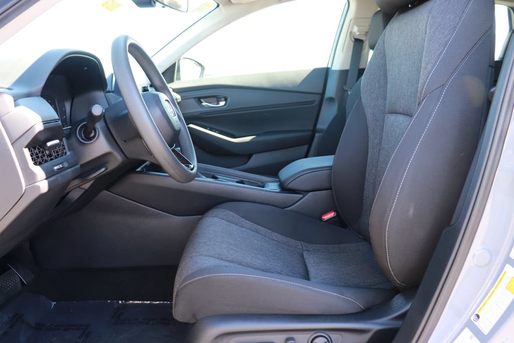 Certified 2025 Honda Accord SE image 11