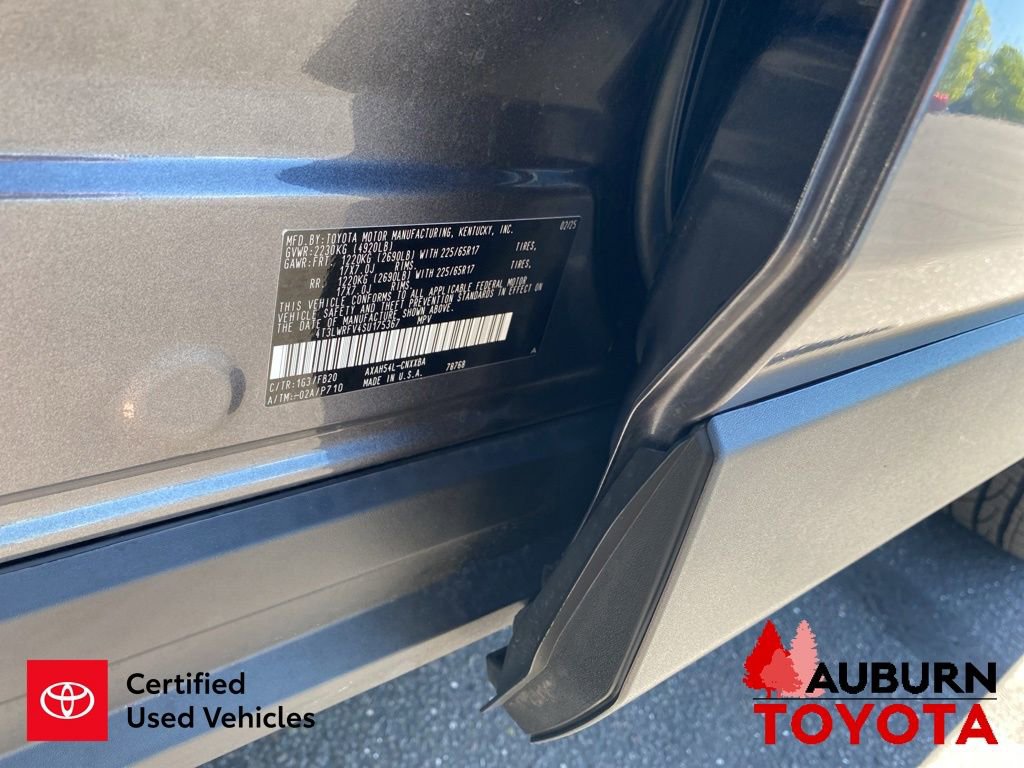 Certified 2025 Toyota RAV4 LE AWD/4WD image 31