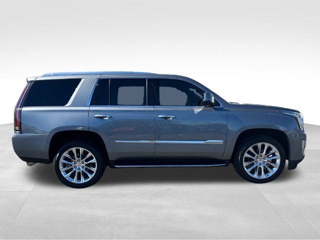 Used 2020 Cadillac Escalade Luxury AWD/4WD image 12