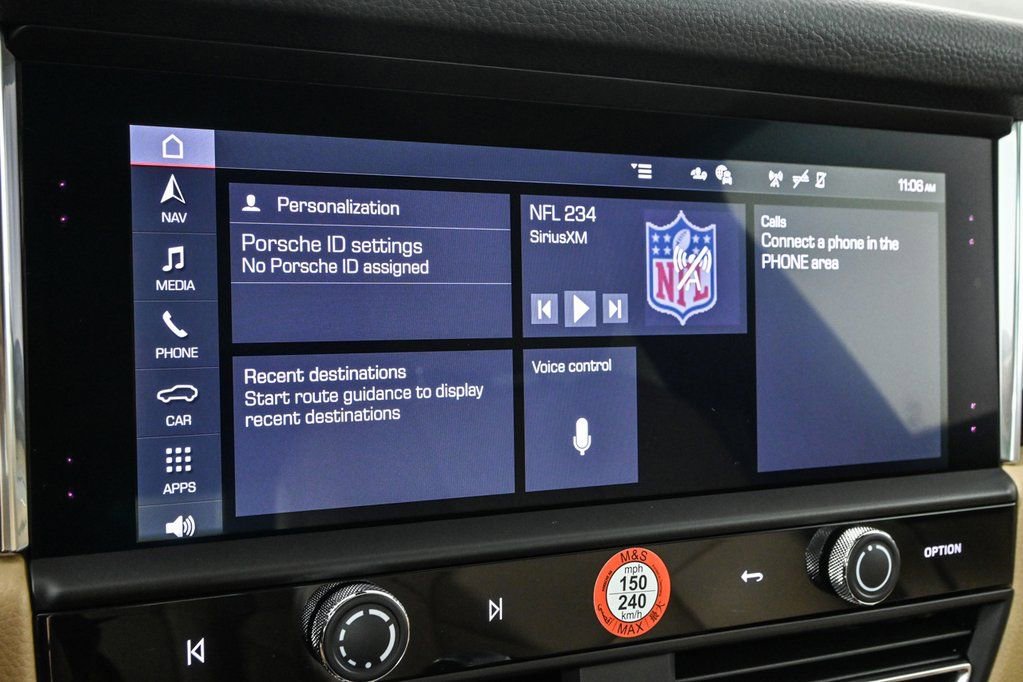 Certified 2026 Porsche Macan image 14