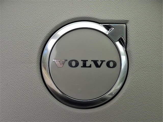 New 2026 Volvo XC90 B6 Ultra image 12