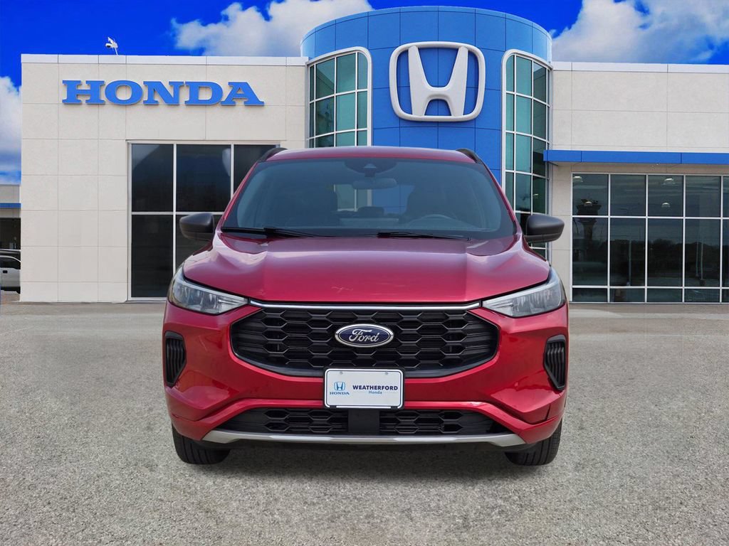 Used 2023 Ford Escape ST-Line w/ Tech Pack #1 AWD/4WD image 8