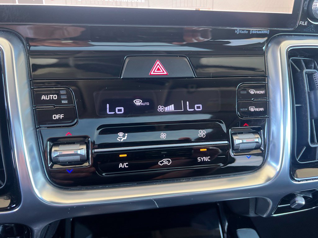 Certified 2022 Kia Sorento SX AWD/4WD image 50
