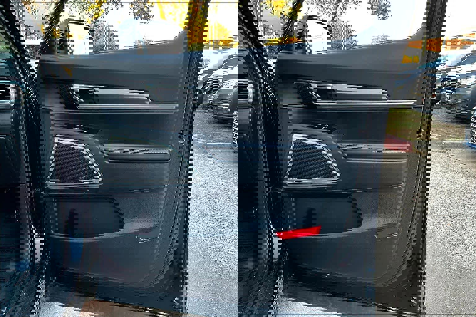 Used 2022 Kia Telluride LX image 21