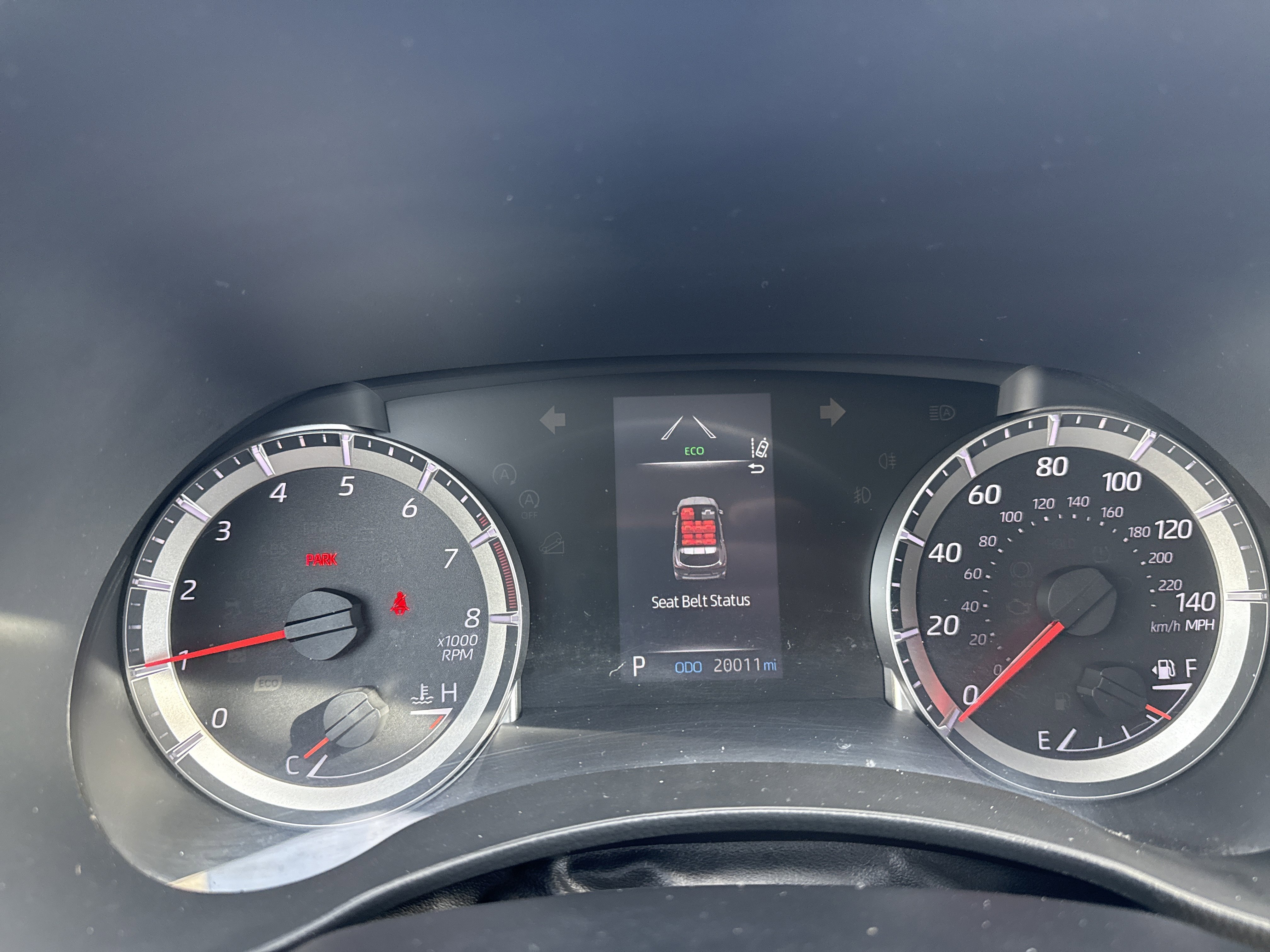 Used 2022 Toyota Highlander LE AWD/4WD image 19