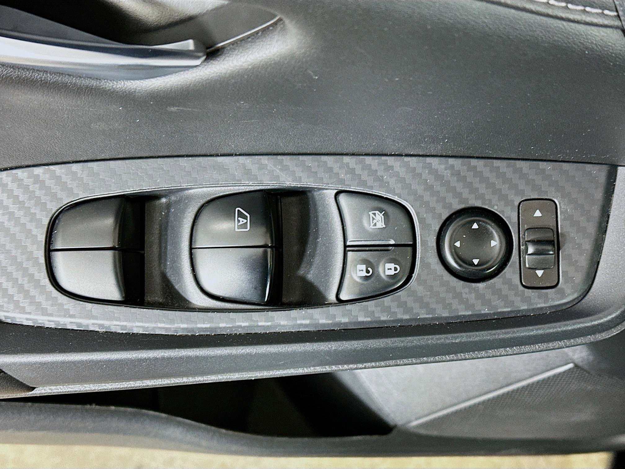 Used 2024 Nissan Sentra SV image 15