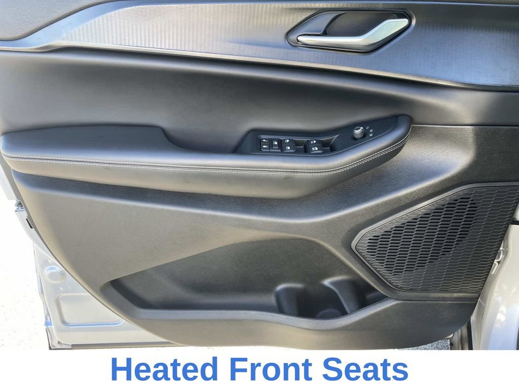 Used 2024 Jeep Grand Cherokee Altitude image 19