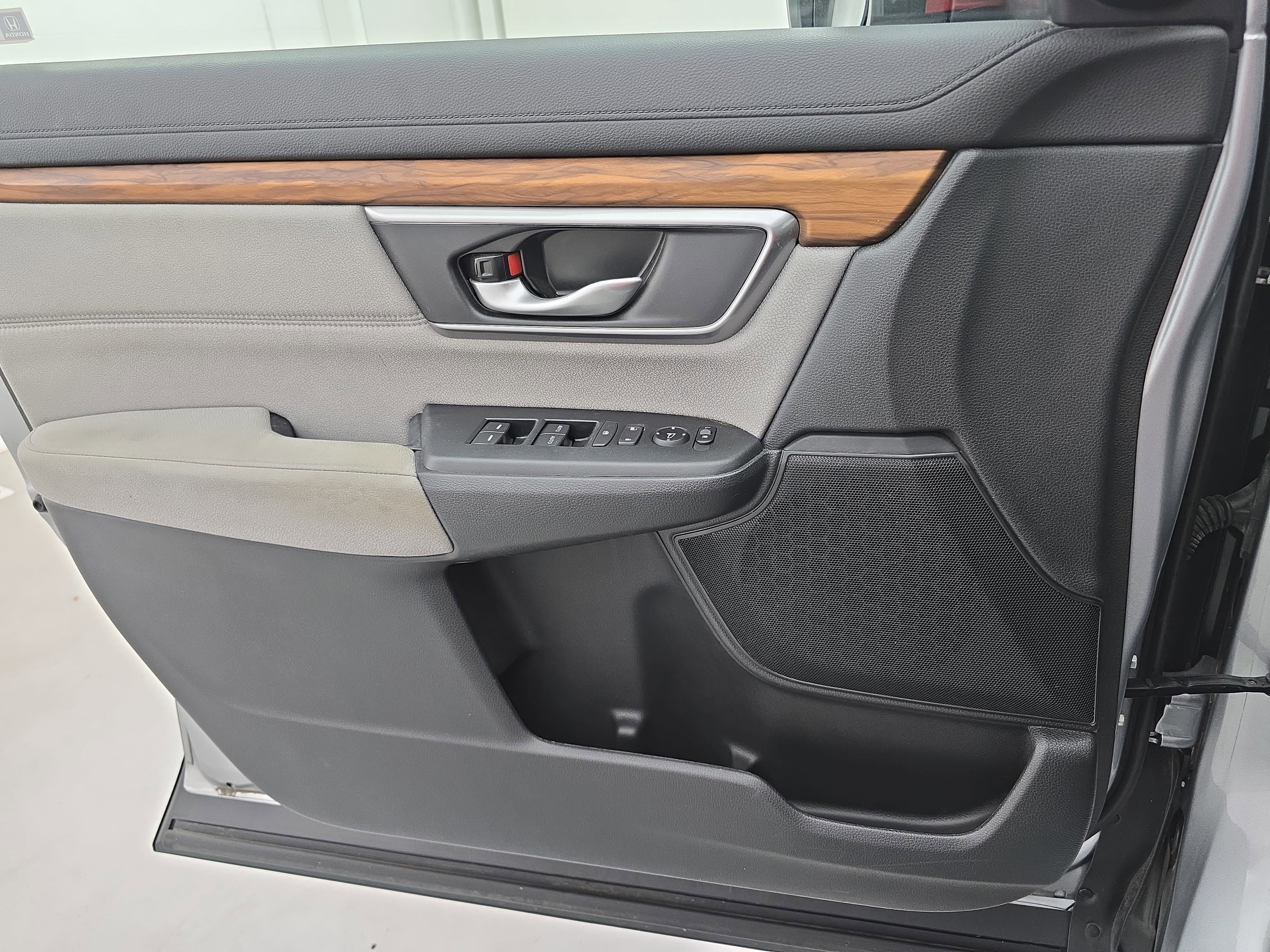Used 2019 Honda CR-V EX image 26