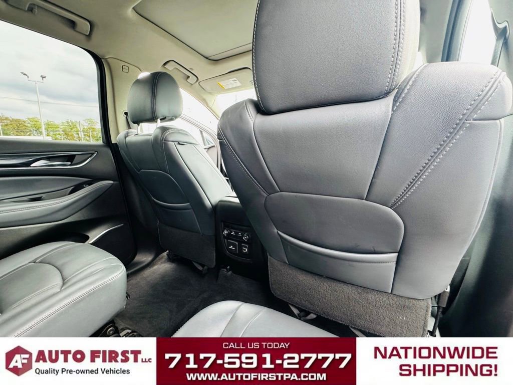 Used 2021 Buick Enclave Essence image 25