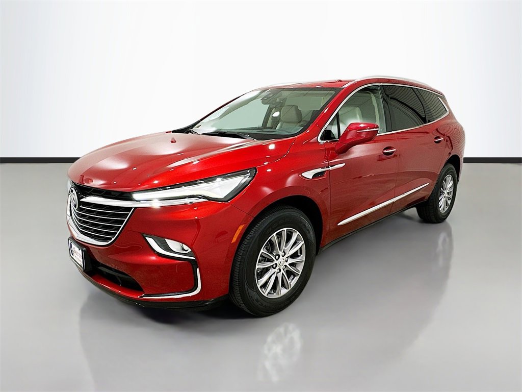 Used 2023 Buick Enclave Premium image 3
