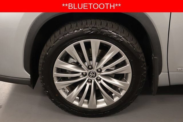 Used 2023 Toyota Highlander Platinum AWD/4WD image 9