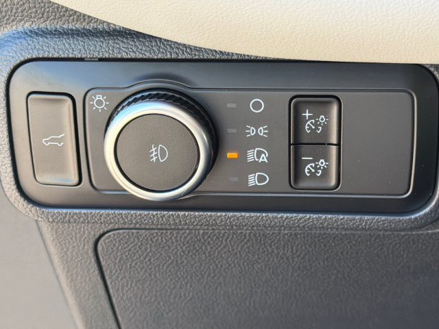 New 2027 Ford Explorer Active w/ Active Comfort Package RWD image 31