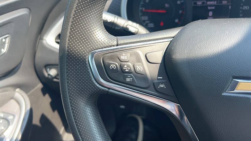 Used 2023 Chevrolet Malibu LT FWD image 23