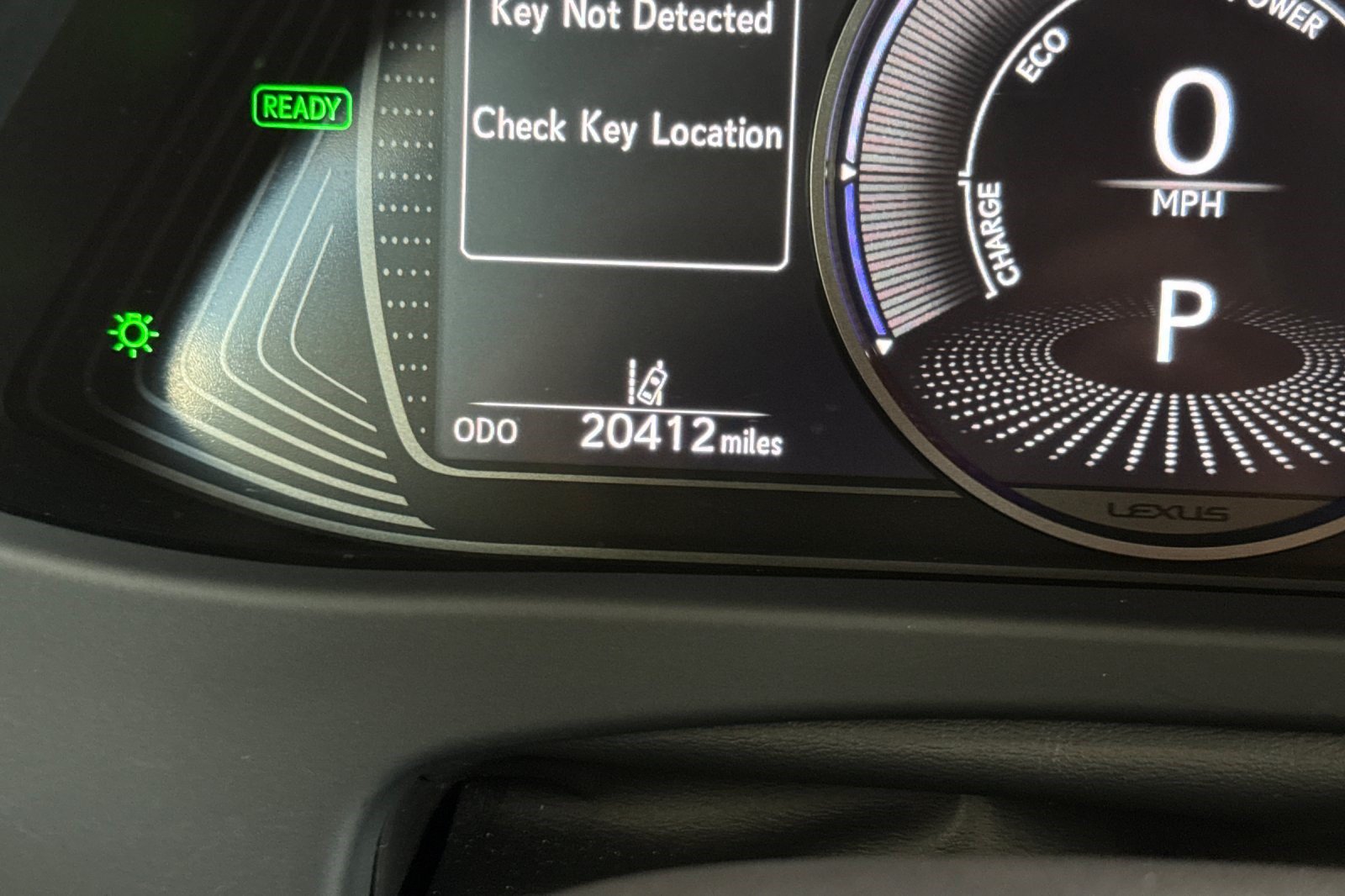 Certified 2023 Lexus UX 250h FWD w/ Accessory Package (Z2) image 35