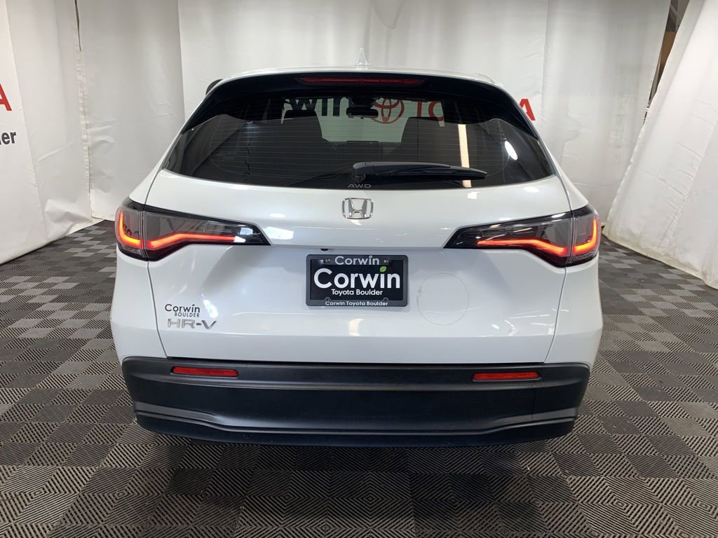 Used 2025 Honda HR-V LX image 6
