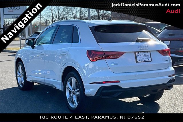 Used 2024 Audi Q3 2.0T Premium Plus image 10