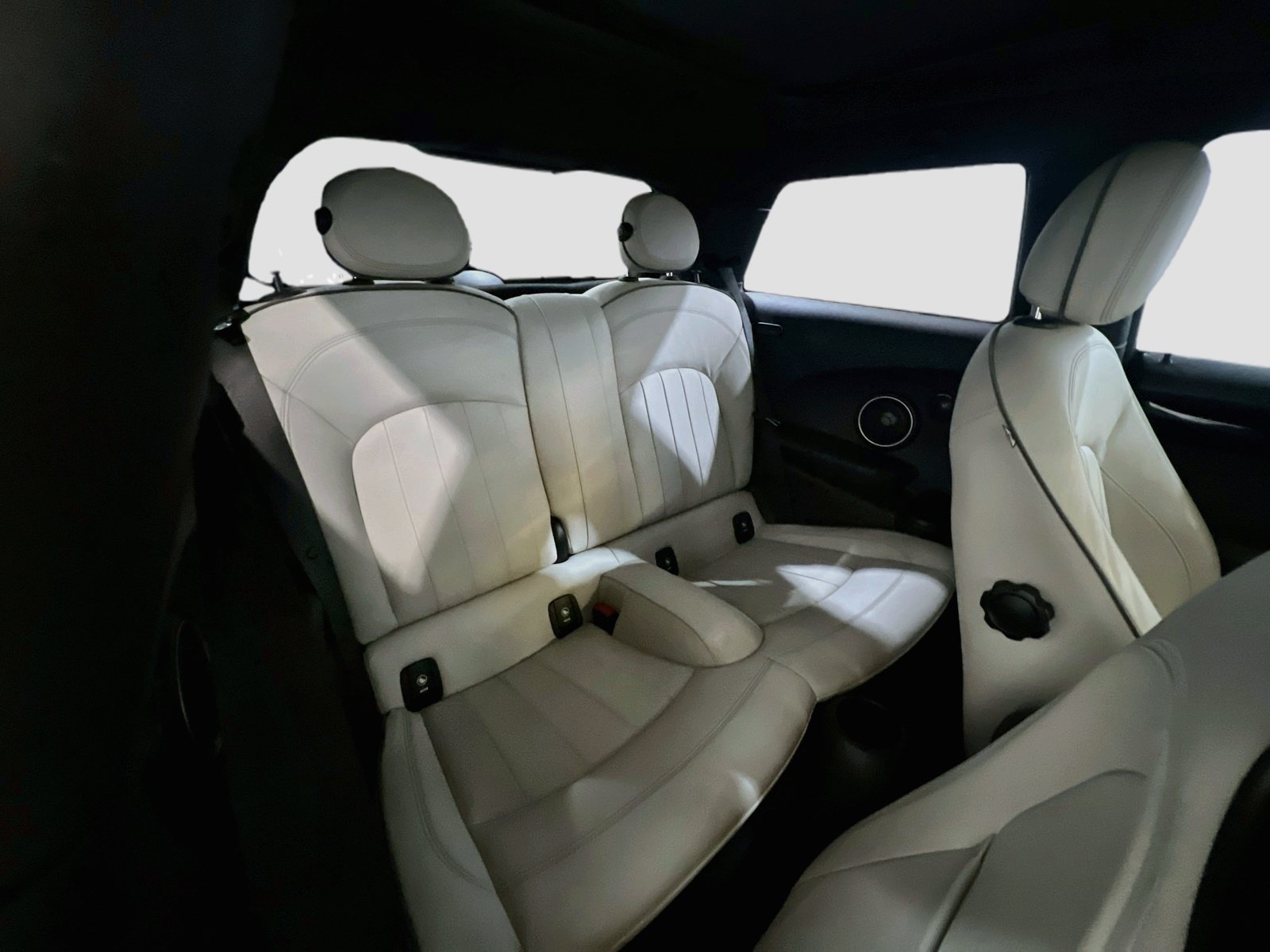 Used 2015 MINI Cooper S FWD image 19