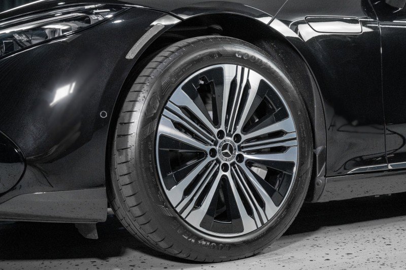 Used 2023 Mercedes-Benz EQS 450+ Sedan image 29