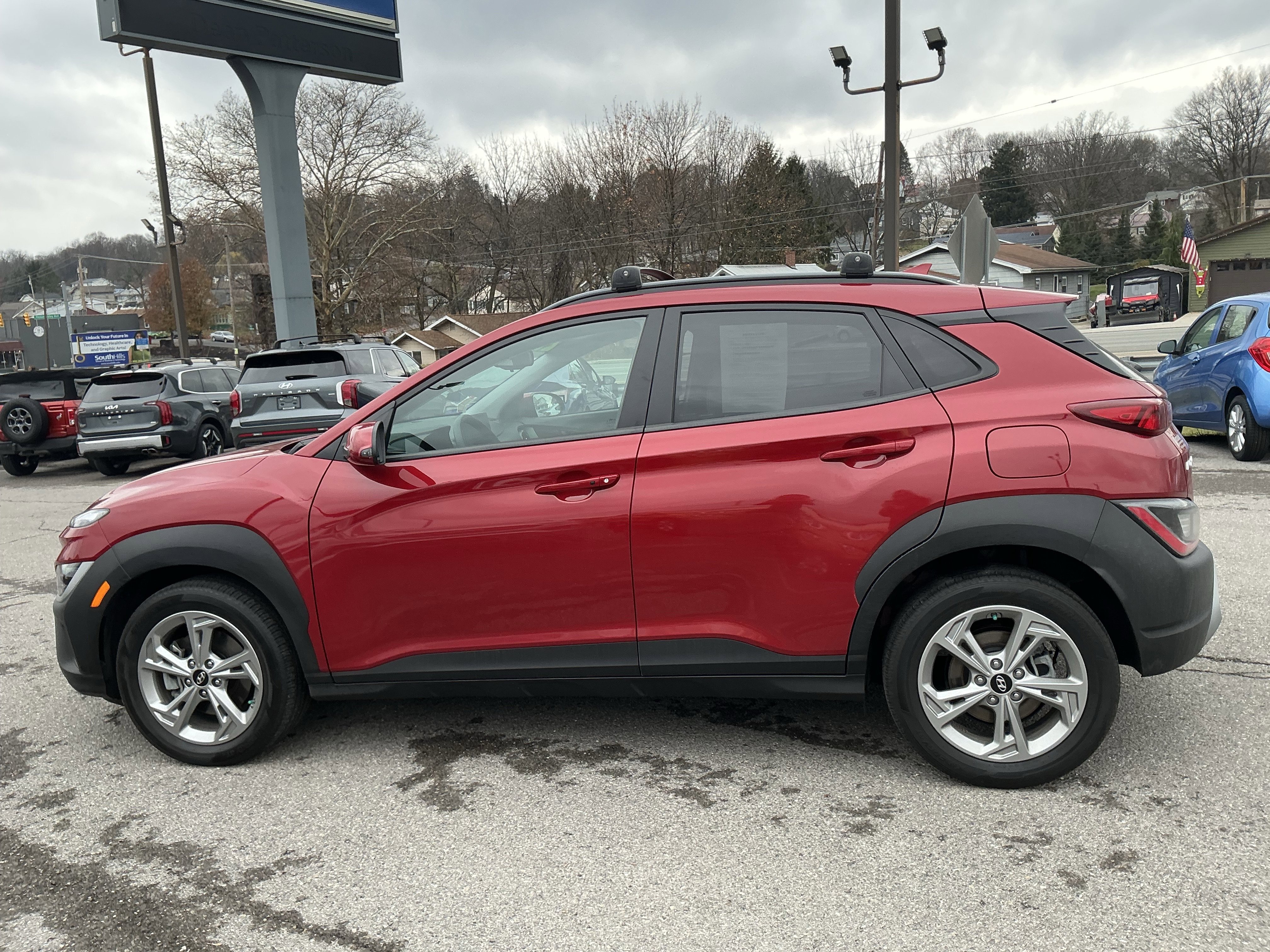Used 2023 Hyundai Kona SEL image 6
