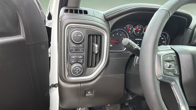 Used 2022 Chevrolet Silverado 2500 LTZ w/ LTZ Plus Package image 22