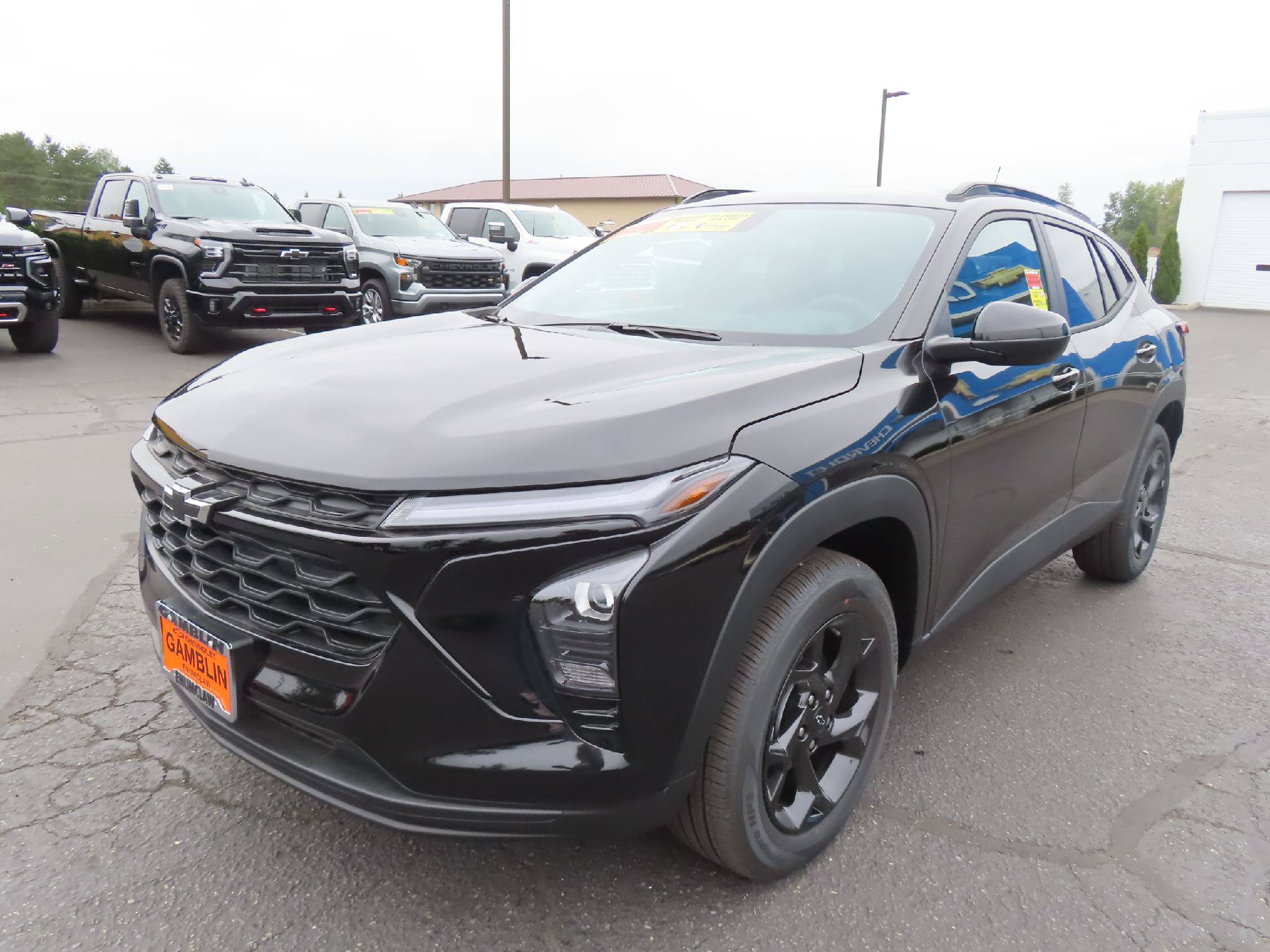 New 2026 Chevrolet Trax LT w/ Driver Confidence Package FWD image 3