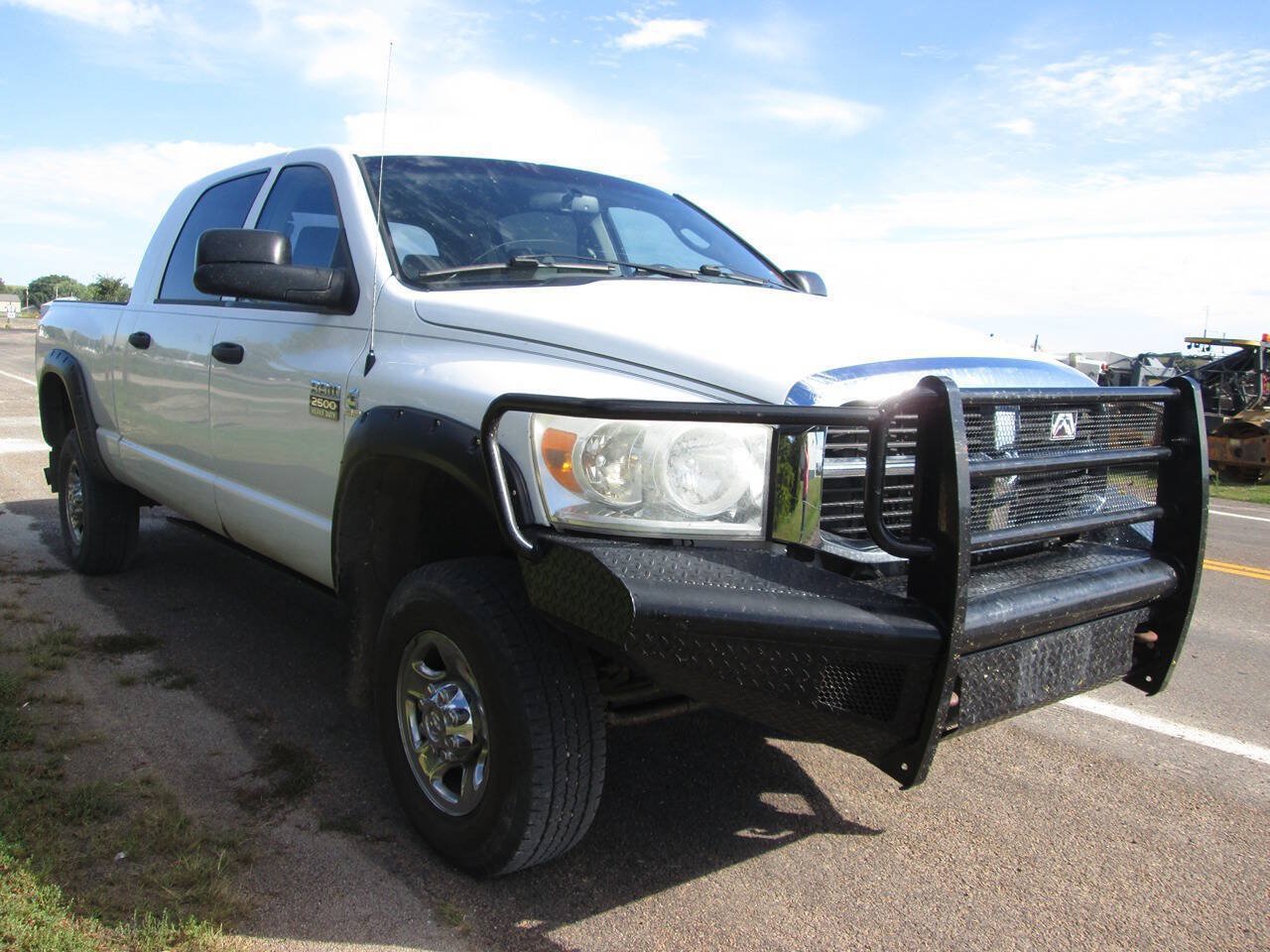 Used 2007 Dodge Ram 2500 Truck SLT w/ Light Group AWD/4WD image 4