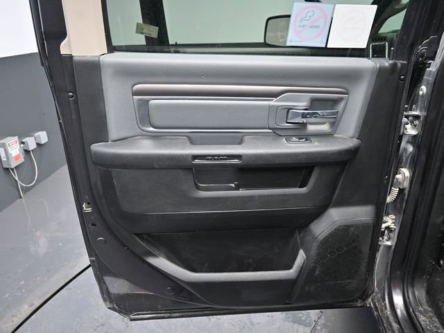 Used 2023 RAM 1500 Classic SLT image 33