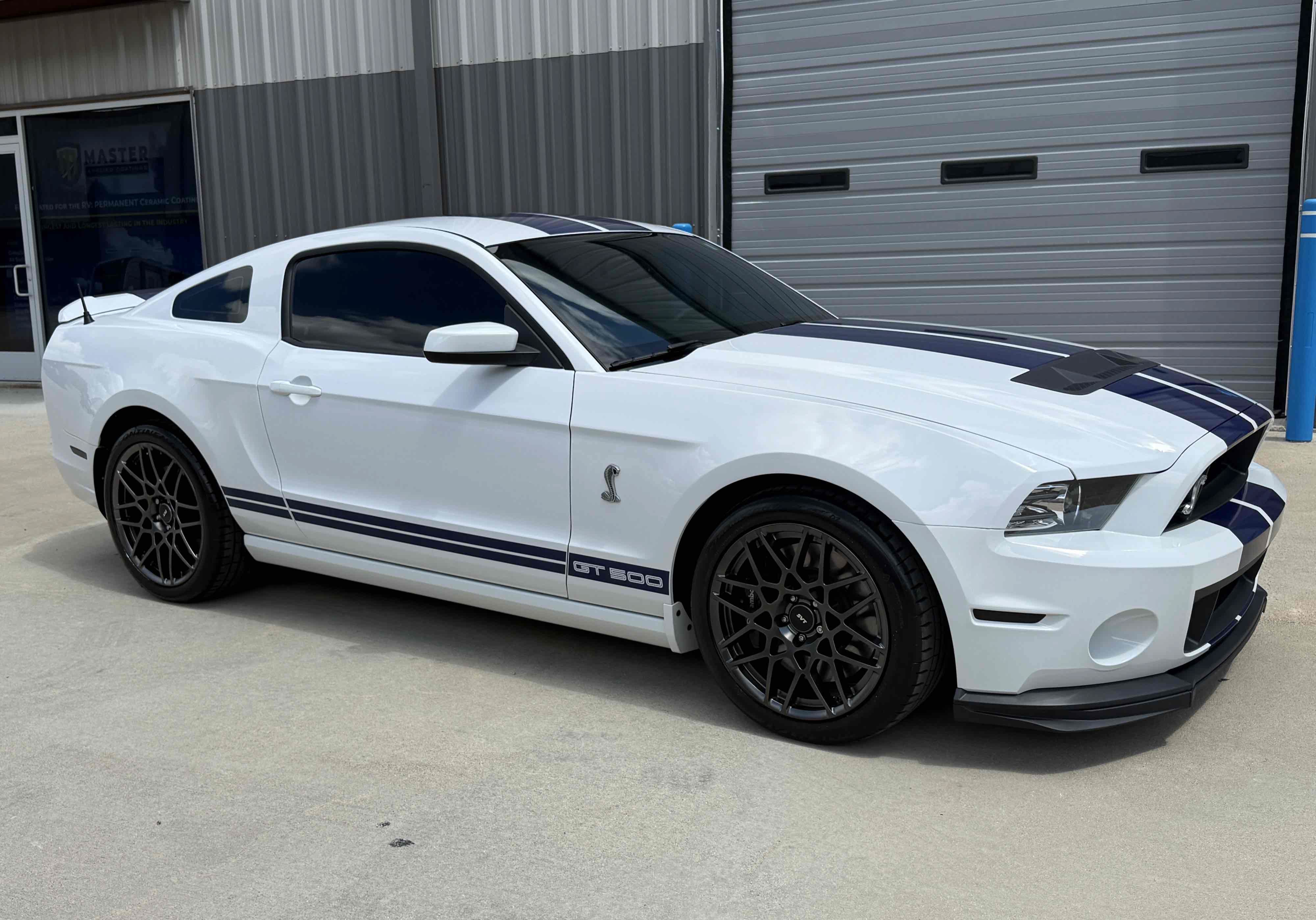 Used 2014 Ford Mustang Shelby GT500 w/ Equipment Group 821A RWD image 29