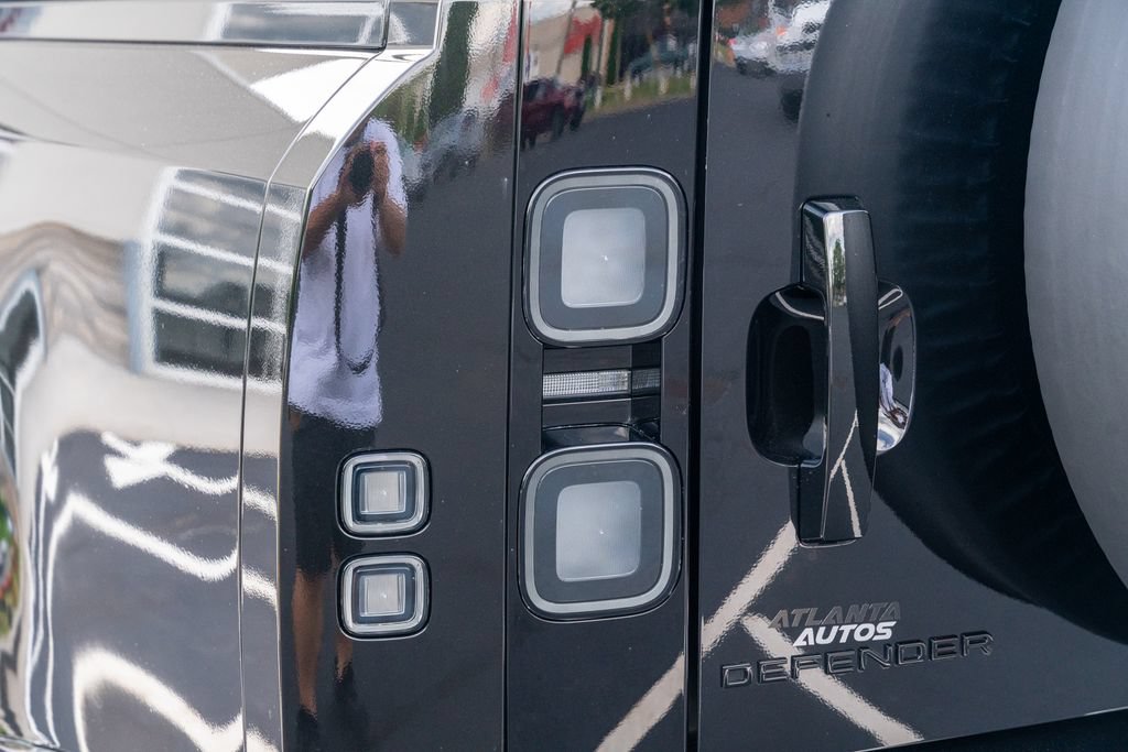 Used 2026 Land Rover Defender 130 X AWD/4WD image 19