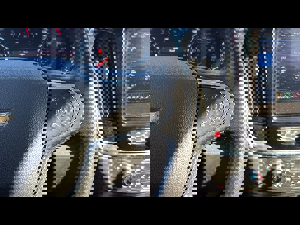 Used 2021 Chevrolet Traverse Premier w/ Redline Edition AWD/4WD image 15