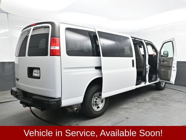 Used 2024 Chevrolet Express 3500 LS RWD image 46