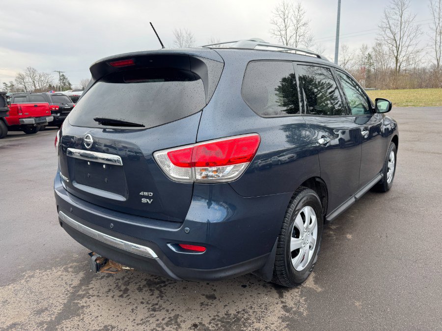 Used 2016 Nissan Pathfinder SV AWD/4WD image 5