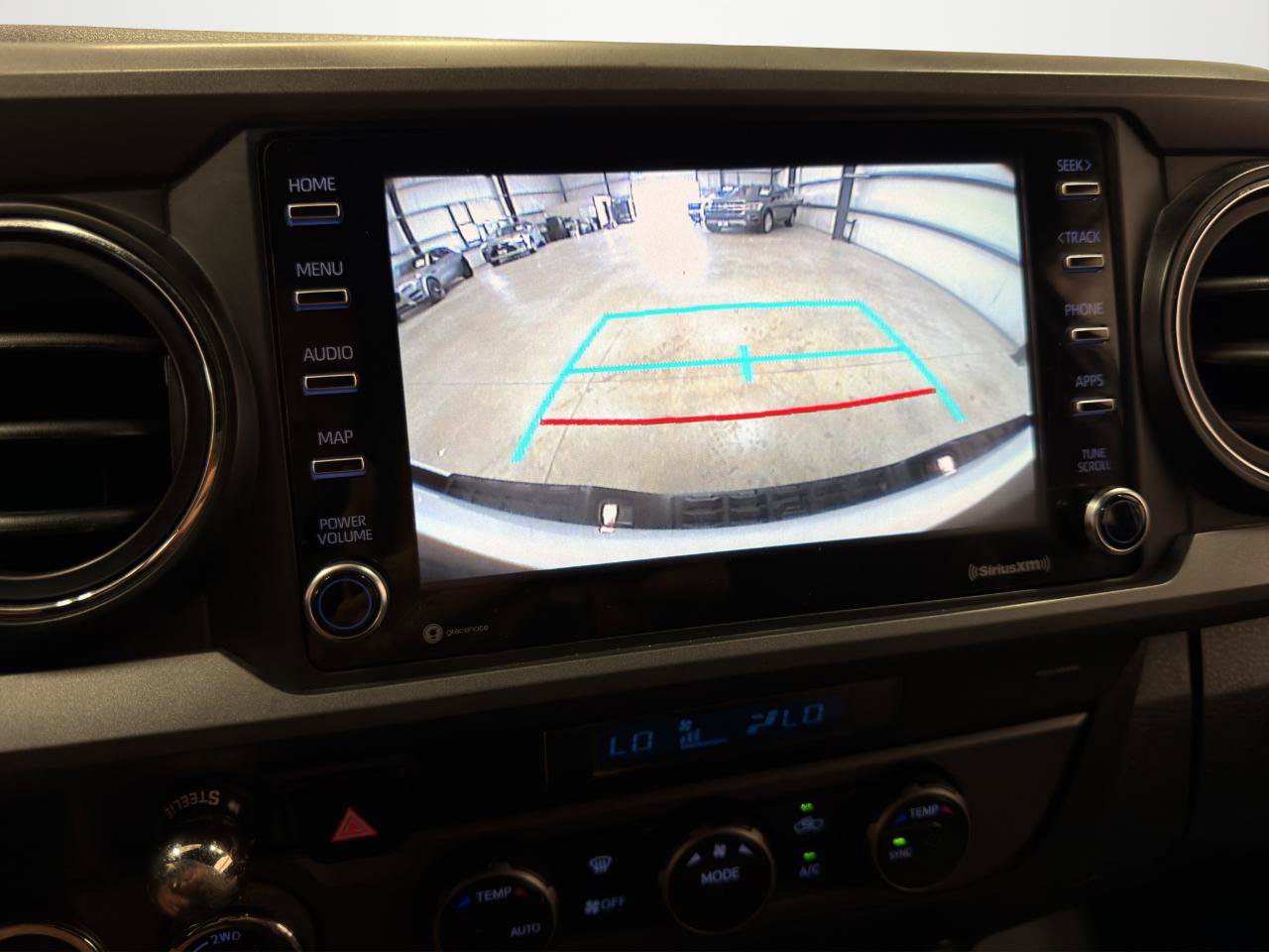 Used 2021 Toyota Tacoma TRD Off-Road w/ Technology Package AWD/4WD image 20