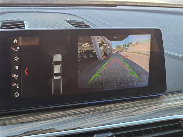 Used 2018 BMW 530e xDrive AWD/4WD image 10