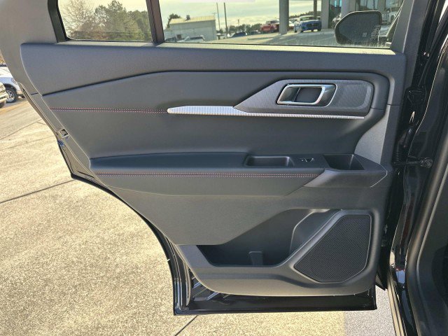 New 2026 Ford Explorer ST-Line w/ ST-Line Street Pack RWD image 21