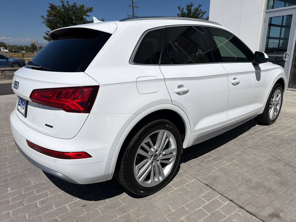 Used 2019 Audi Q5 2.0T Premium Plus w/ Premium Plus Package AWD/4WD image 5