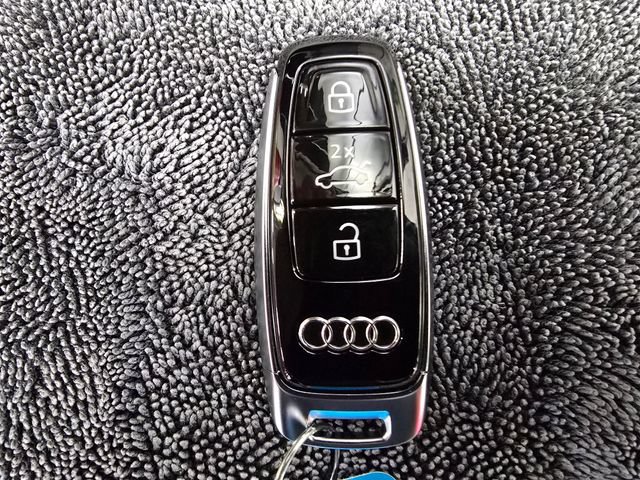 New 2026 Audi Q8 Premium Plus AWD/4WD image 38