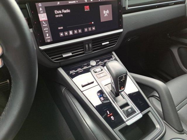 Certified 2021 Porsche Cayenne GTS image 32