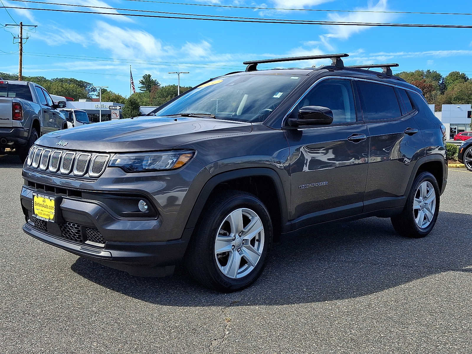Certified 2022 Jeep Compass Latitude w/ Convenience Group image 3