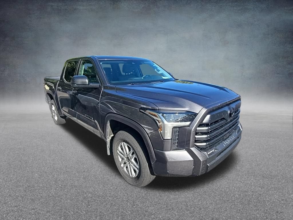 Used 2024 Toyota Tundra SR5 AWD/4WD image 9