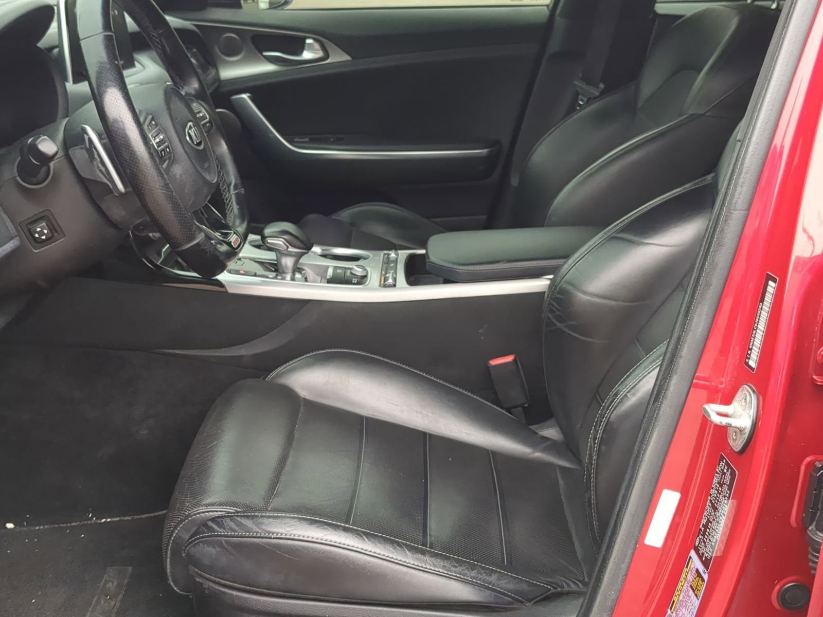 Used 2018 Kia Stinger GT2 image 19