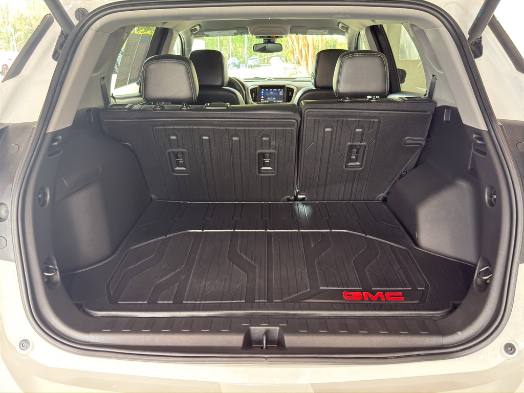 Used 2023 GMC Terrain SLT w/ LPO, Floor Liner Package image 8