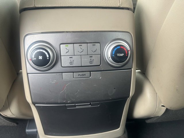 Used 2012 Hyundai Veracruz Limited image 29