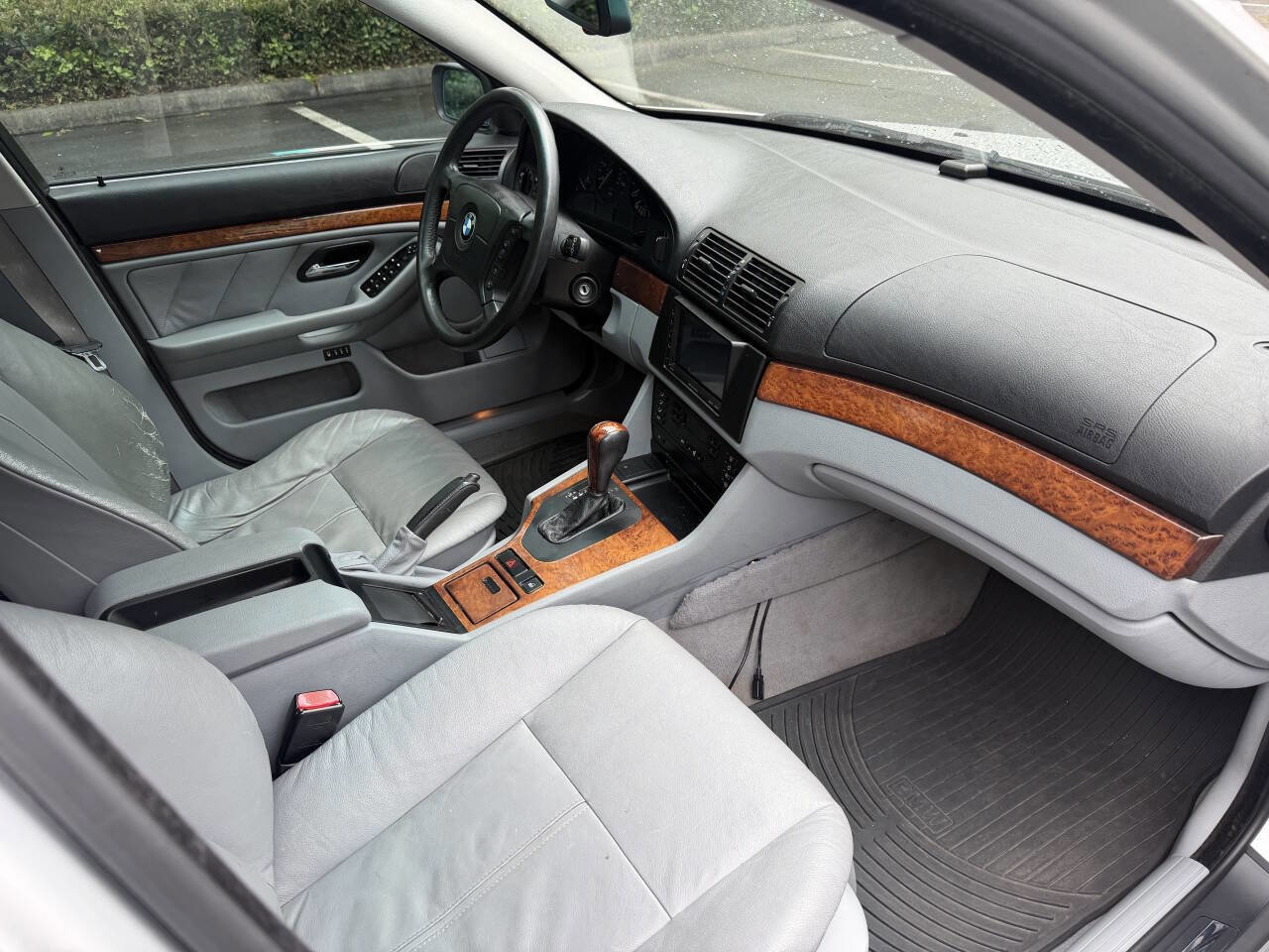 Used 2000 BMW 528i Sedan RWD image 13