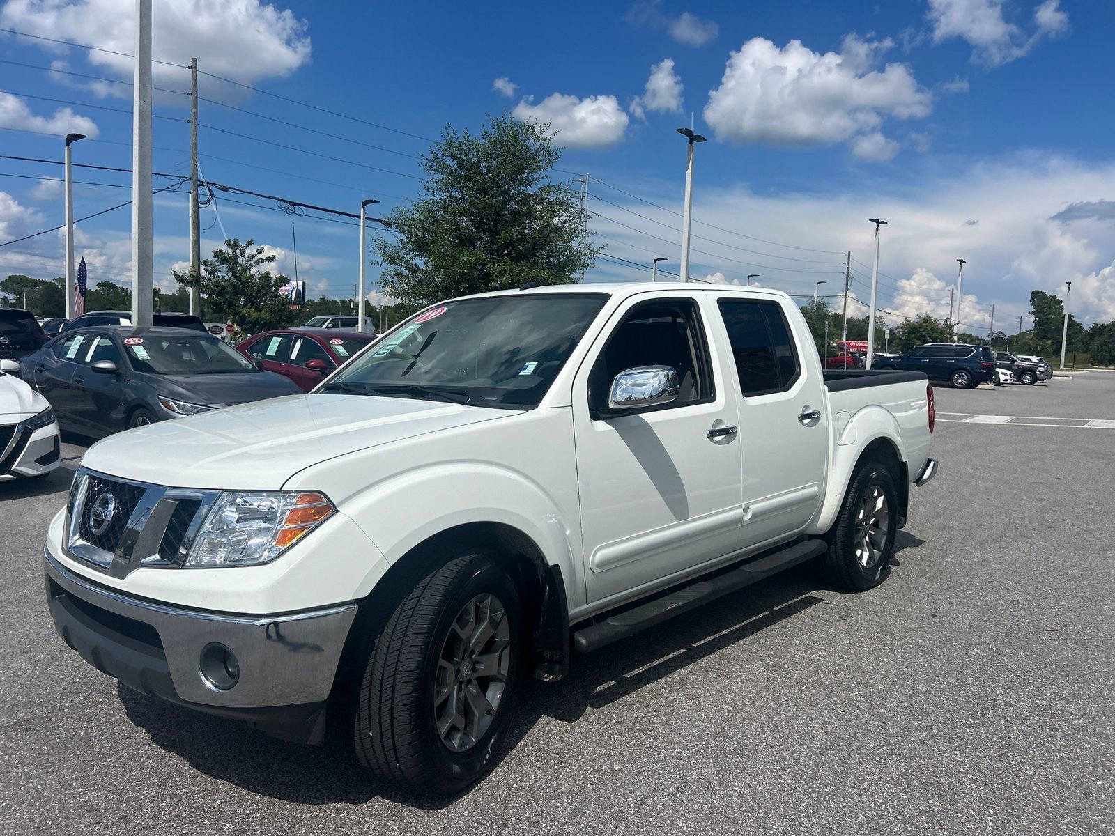 Used 2019 Nissan Frontier SL image 4