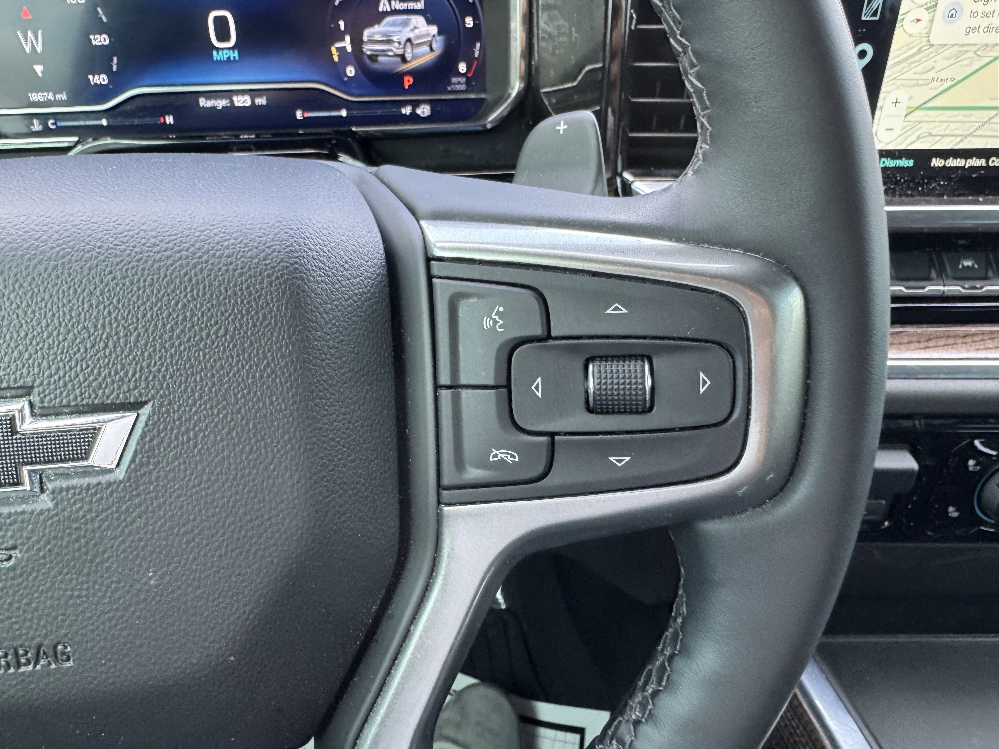 Used 2024 Chevrolet Silverado 1500 RST w/ Texas Edition Plus RWD image 10