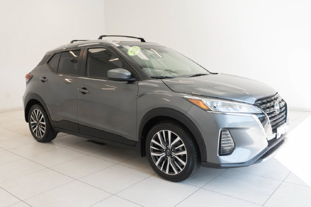 Used 2023 Nissan Kicks SV w/ Exterior Package FWD image 7