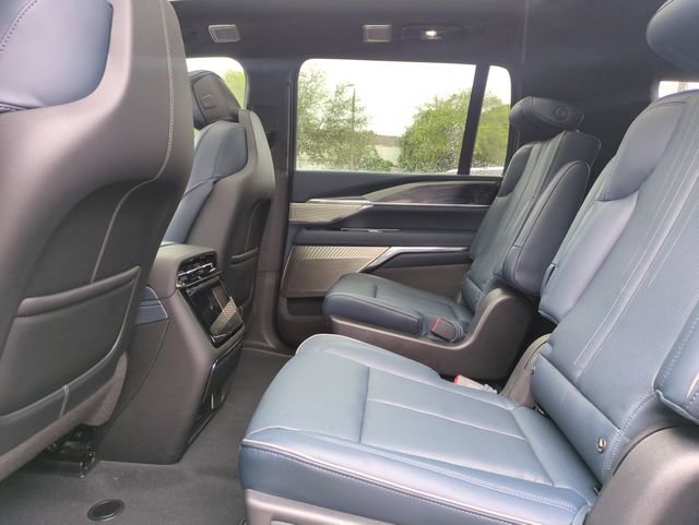 New 2026 Cadillac Escalade IQL Luxury AWD/4WD image 6