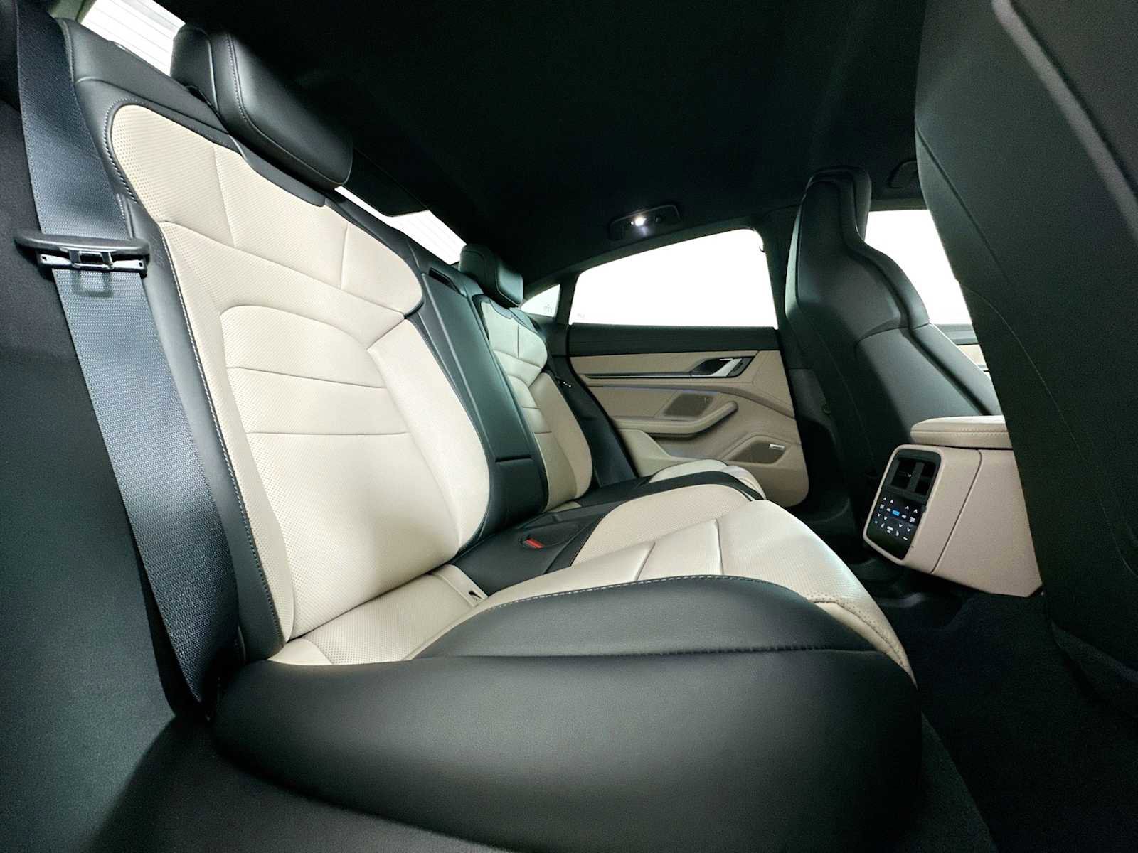 New 2025 Porsche Taycan 4S image 26